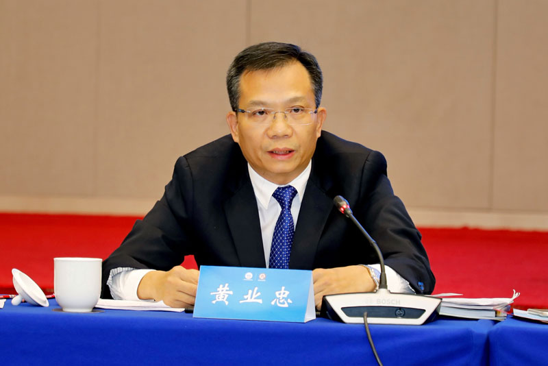 黄业忠.jpg 黄业忠.jpg
